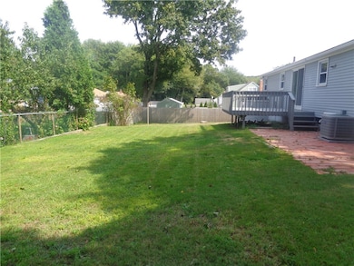 155 Lewiston St, Warwick, RI 02889 - photo 3
