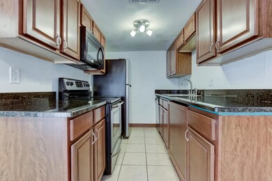 1104 N 85th Pl-14