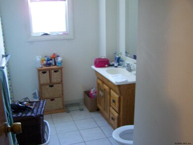 143 9th St, Troy, NY 12180 - photo 7