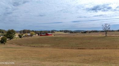 2524 Sierra Dr, Sweetwater, TN 37874 - photo 3