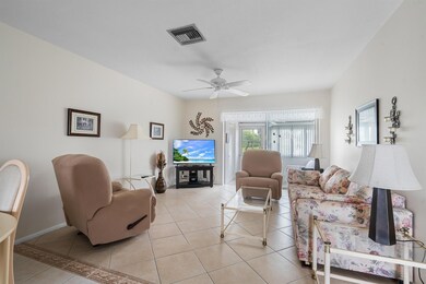 2832 Crosley Dr W unit E, West Palm Beach, FL 33415 - photo 3