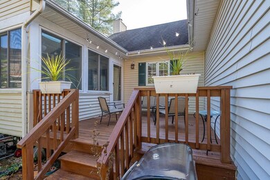 1 Briallia Cir, Newmarket, NH 03857 - photo 6