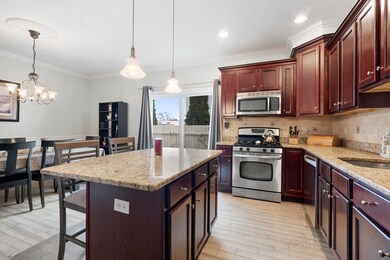 20 Pond St unit 4, South Weymouth, MA 02190 - photo 3