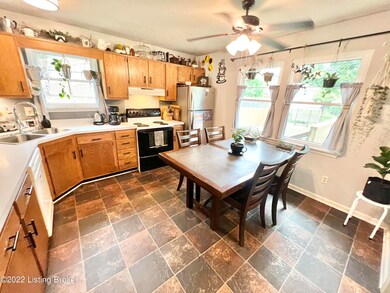 3C8DB112-1FFA-4000-86CD-59EAC1151F4D