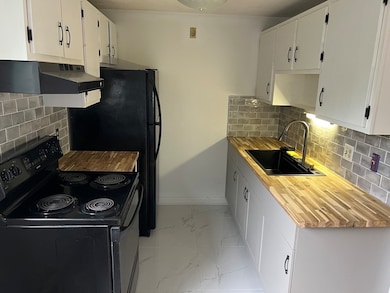 7 Woodcrest Ct unit 4, South Weymouth, MA 02190 - photo 5