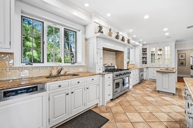 2 Lincoln House Point, Swampscott, MA 01907 - photo 5