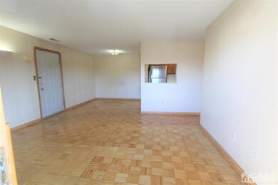 4812 Ravens Crest Dr, Plainsboro, NJ 08536 - photo 3