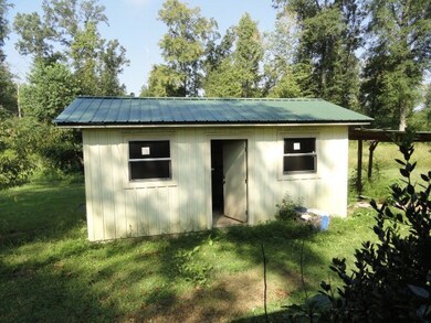 923 Freedom Rd, Laurel, MS 39443 - photo 6