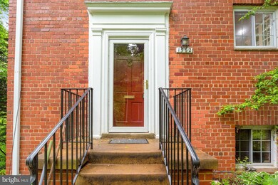 1562 Mount Eagle Place, Alexandria, VA 22302 - photo 2