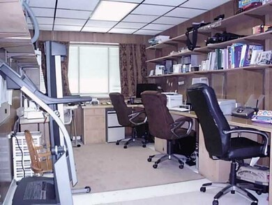 1083 Lockwood Rd, Columbus, OH 43227 - photo 7