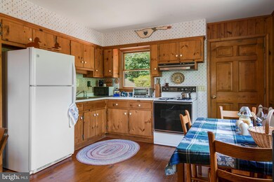 2439 Etlan Rd, Etlan, VA 22719 - photo 5