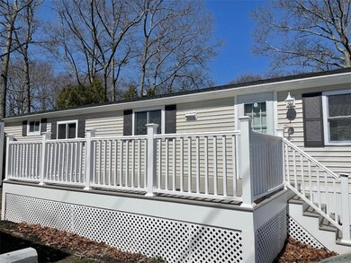 642 Forest Park, Middletown, RI 02842 - photo 4