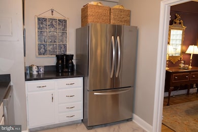 221 Ridgemede Rd unit 206, Baltimore, MD 21210 - photo 7