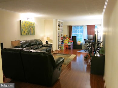 7661 Provincial Dr unit 208, West McLean, VA 22102 - photo 4