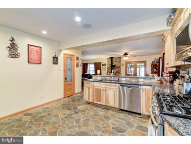 823 Lambert Ave, Mount Ephraim, NJ 08059 - photo 3