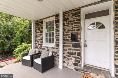 3638 Clipper Rd, Baltimore, MD 21211 - photo 2