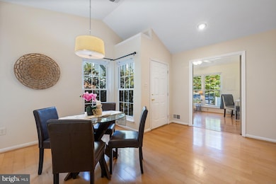 960 Yachtsman Way, Annapolis, MD 21403 - photo 4