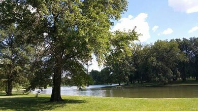 Wowsa! Willmore Park is Just a Quick 