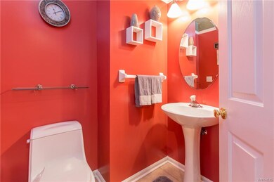 7212 Lenmart Dr, North Tonawanda, NY 14120 - photo 3