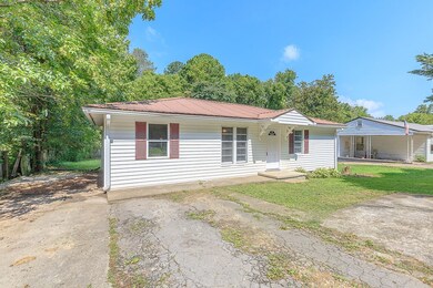 512 Rogers Ln, Tunnel Hill, GA 30755 - photo 2