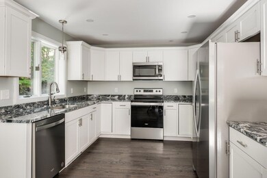 17 Lilac Ln, Kennebunk, ME 04043 - photo 6