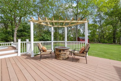 80 Candy Apple Ln, Saunderstown, RI 02874 - photo 5