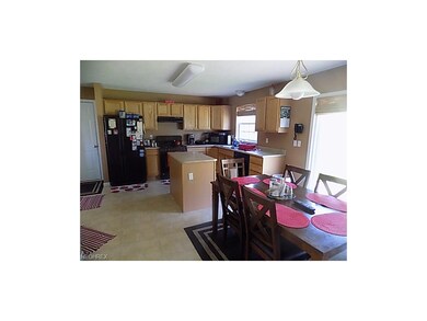 oak cabinets with center island