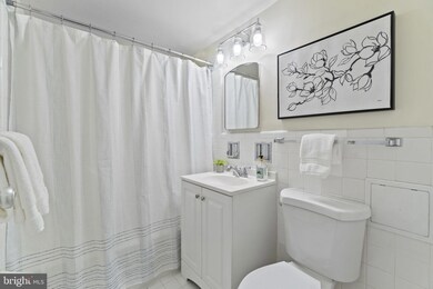 Boston House unit 734, Washington, DC 20036 - photo 4