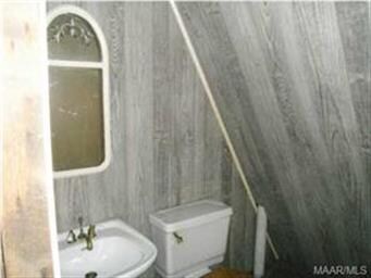 Upstairs Bathroom