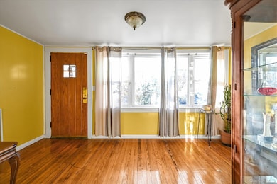 90-49 207th St, Jamaica, NY 11428 - photo 2