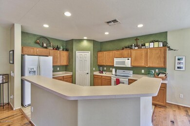Kitchen with lots of cabinetry