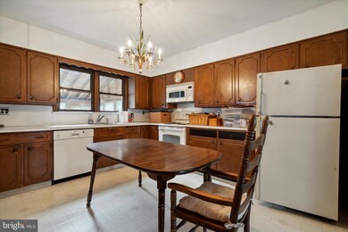 224 W 10th Ave, Conshohocken, PA 19428 - photo 5