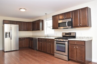 112 Millers Farm Dr, Rochester, NH 03868 - photo 3