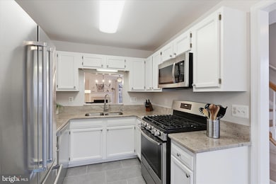 11708 Tolson Place unit 11708, Woodbridge, VA 22192 - photo 6