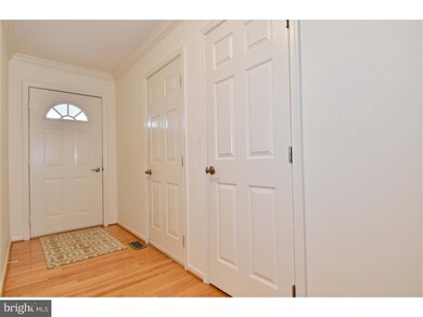 230 Franklin Ct unit 44, Royersford, PA 19468 - photo 2