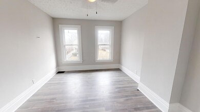 1106-E-Whittier-Upstairs-03152019_155451