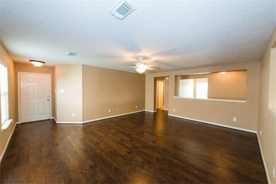 3402 Legends Wild Dr, Spring, TX 77386 - photo 3