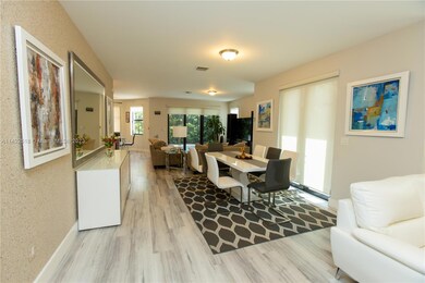 10584 NW 70th Ln, Doral, FL 33178 - photo 5