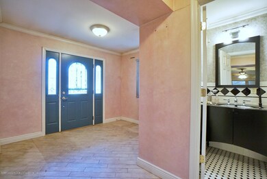 147 Davis Ave, Staten Island, NY 10310 - photo 6