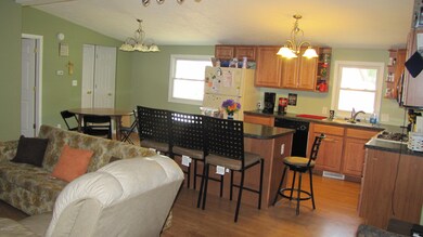 1005 S Ohio Ct, Sturgis, MI 49091 - photo 2