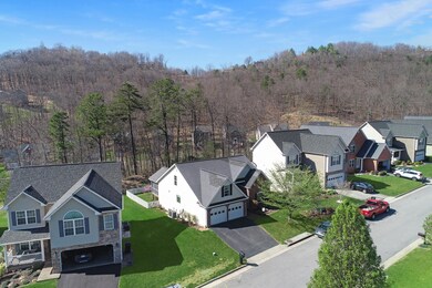 4314 Faircrest