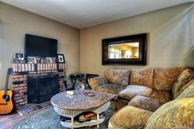 Cozy Fireplace 