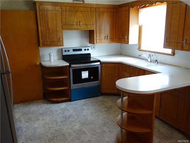 362 Warner Ave, North Tonawanda, NY 14120 - photo 5