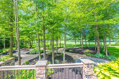 451 Berwick Cir, Aurora, OH 44202 - photo 5