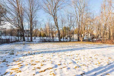 4 Yvonne St, Rochester, NH 03867 - photo 6