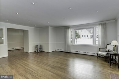 7313 Gordons Rd, Falls Church, VA 22043 - photo 4