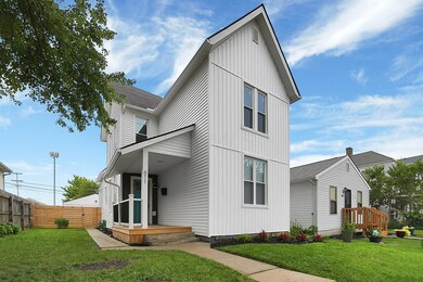 6-web-or-mls-611-e-2nd-ave