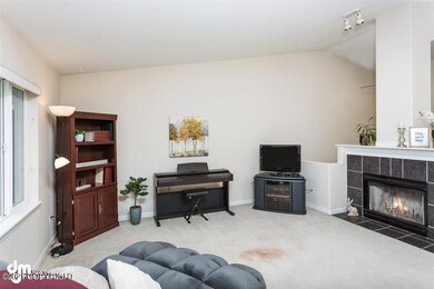 04-Living Room_CG_3759-FULL