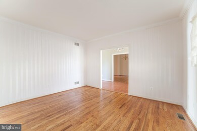 30 Gina Ct, Sykesville, MD 21784 - photo 4