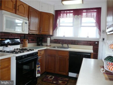 4024 Lasher Rd, Drexel Hill, PA 19026 - photo 5